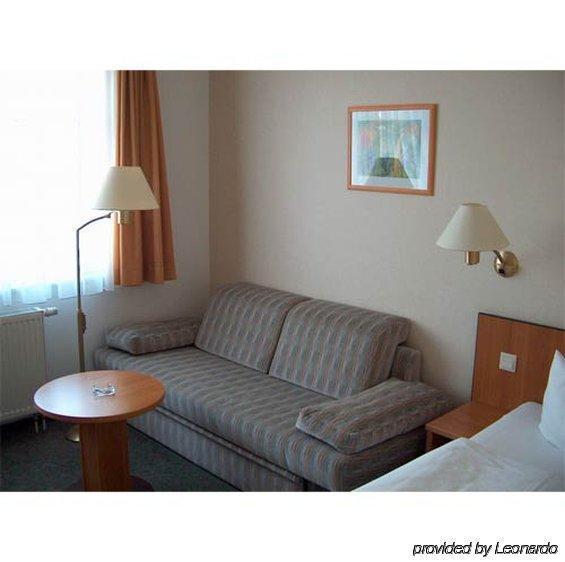 Hotel Kubrat An Der Spree Berlin Luaran gambar